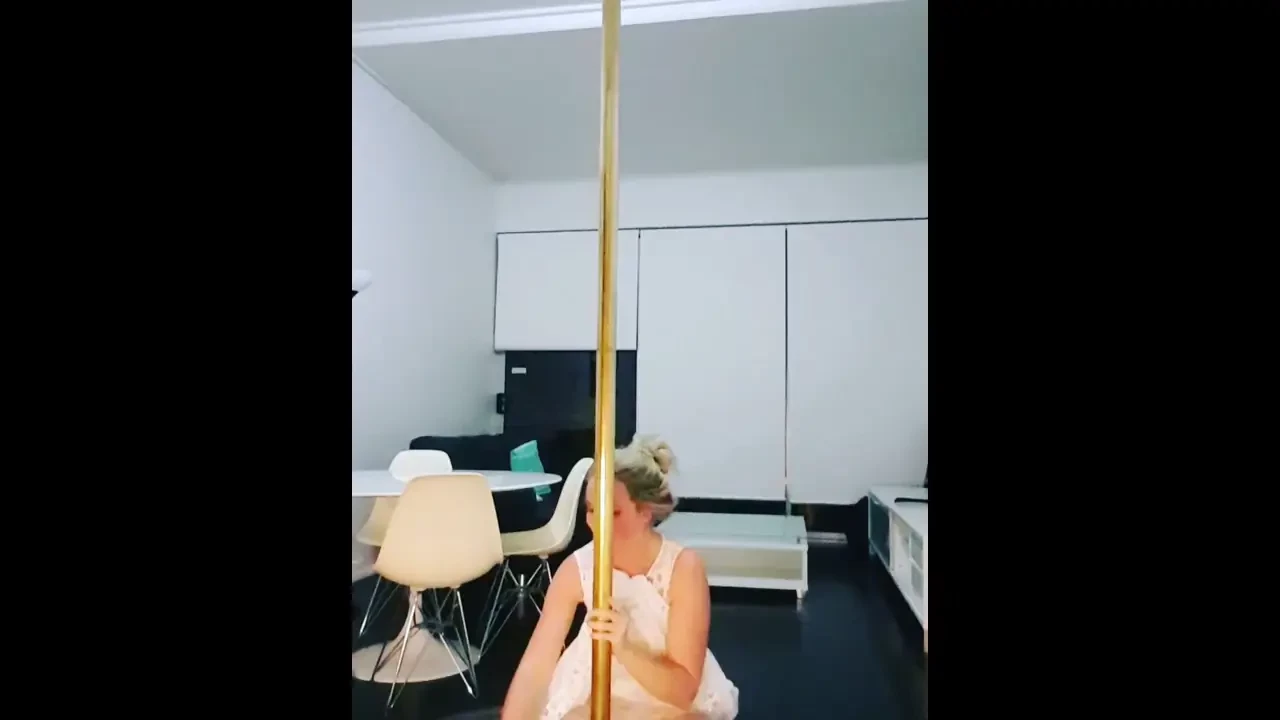 If at first you dont succeed take some clothes off in the pole world 