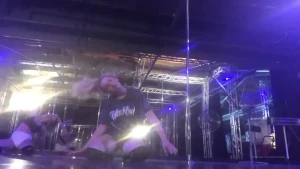 I decided to start putting up all my pole so you can access it