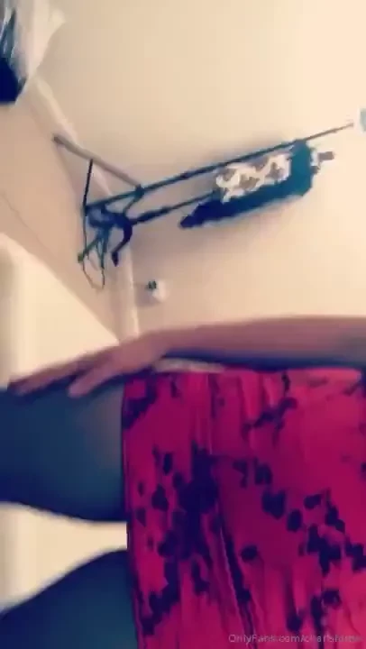 I should hang my ass cheeks out more often 