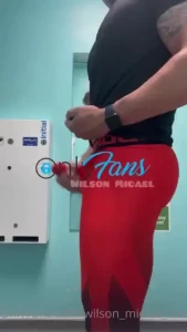 Got so horny working out that i had to stop half way through to go