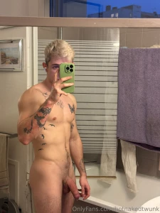 Qui veut se prendre ma bite part 2