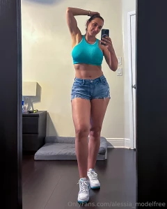 My boobs look huge in this cute top i think everyone in the restaurant