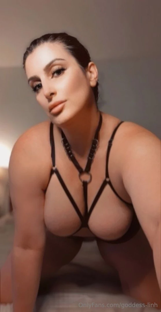 Alpha female domination artist raniaqalanfree https onlyfans com 