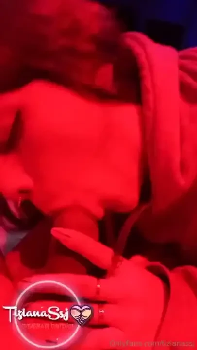 Me encanta chupar la pija es una de las cosas m s ricas que hay 