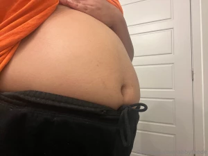 Before and after heheh my belly sure loves to grow part 1