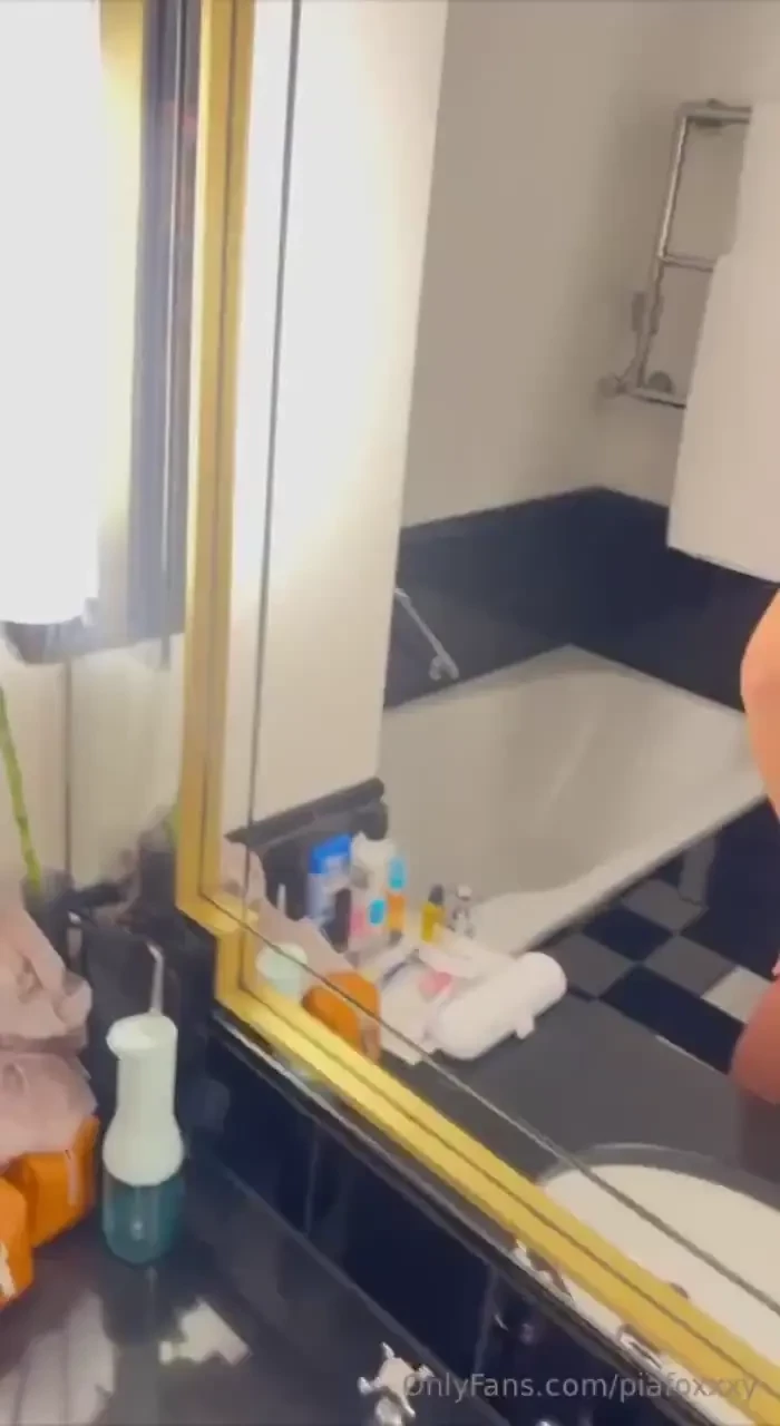 I m a bad and hot t-girl waiting for you daddy come play now video part 6 