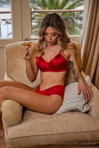 Lookin like a snack come eat me part 183