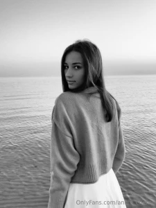 Creating works of art or just beauty makes you more fulfilled than