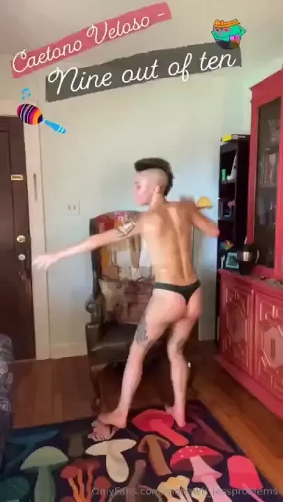 My run today made me feel alive so there was no better song to jam to 