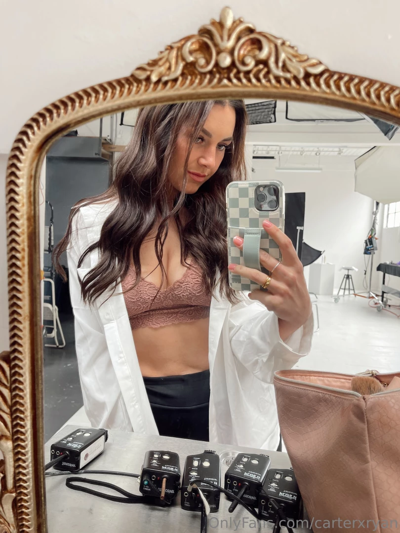 Mirror mirror on the wall who s the cheekiest of them all 