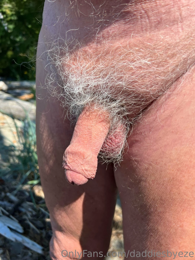 Nice afternoon checking out the trails at the nude beach part 1 