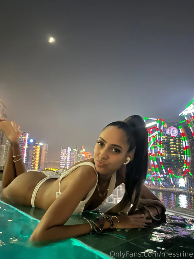 D sol pour mon absence ici il y avais des mise jour qui m emp cher de part 1 