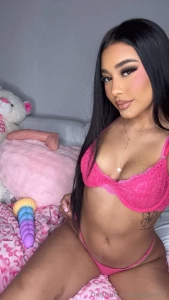 Live now live now live now cum watch how naughty chaneloxoxo gets on part 3