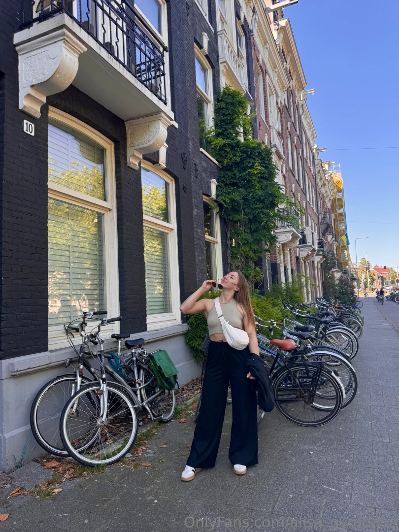 An incredible vibe of the streets of amsterdam this city is simply 