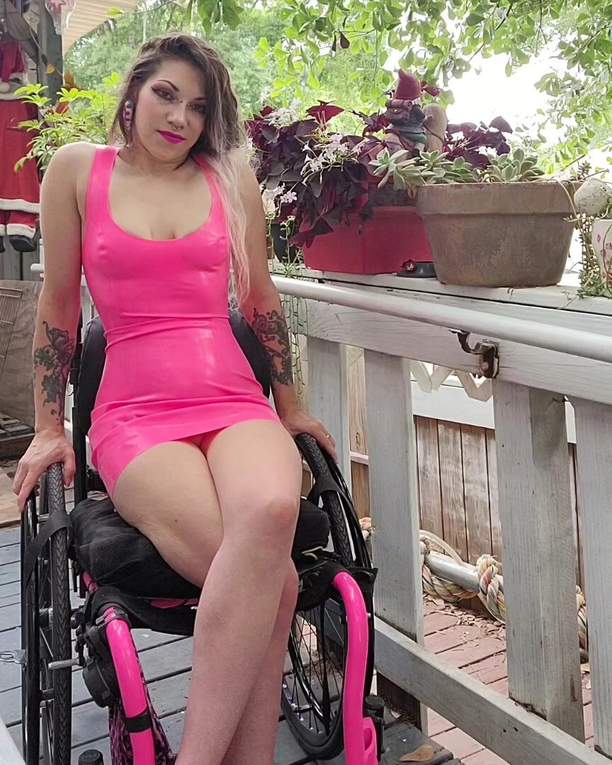 Roxytoxic69 part 107901 