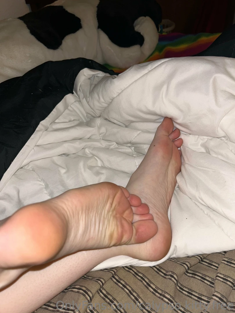 I think my feet are the prettiest 