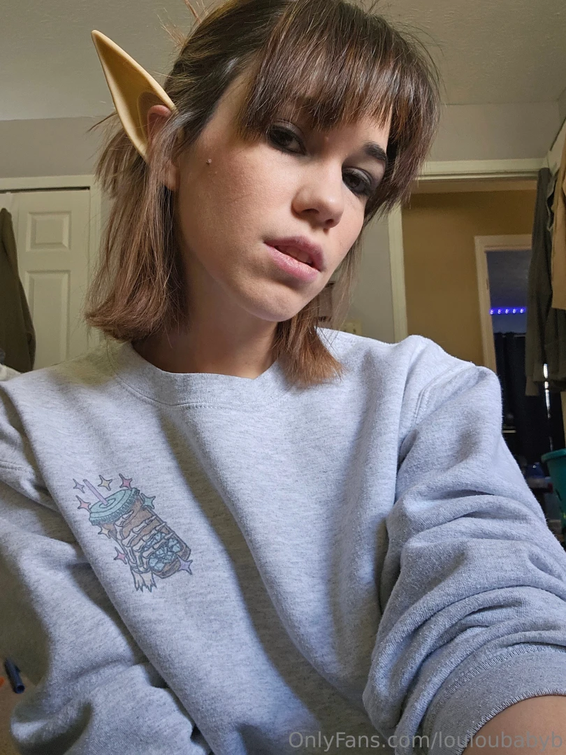 I loooove renfaire being a sexy dark elf is the best do you have a part 2 