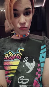 A friend s bachelorette party last night would you eat the candy off