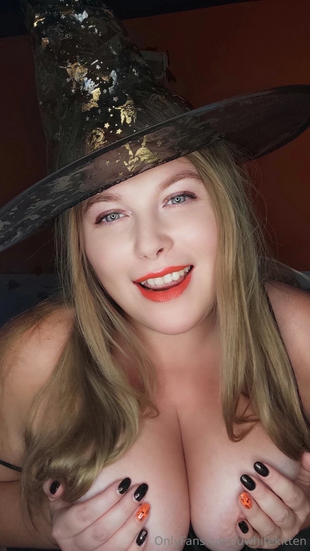 I have only treats no tricks for you explicit on uwhitekittenvip 