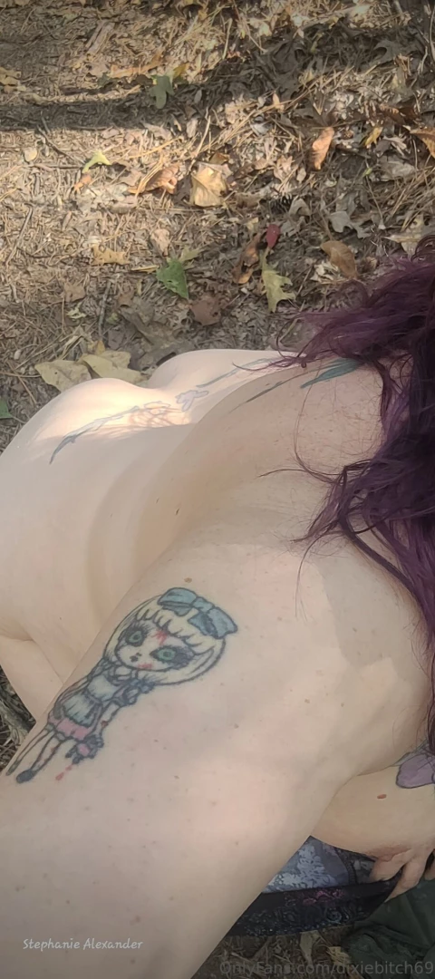 Milf looking for like minded individuals guys or girls it don t matter 