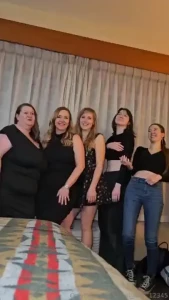 Wishing julietstarling a very happy birthday pop over to her page to