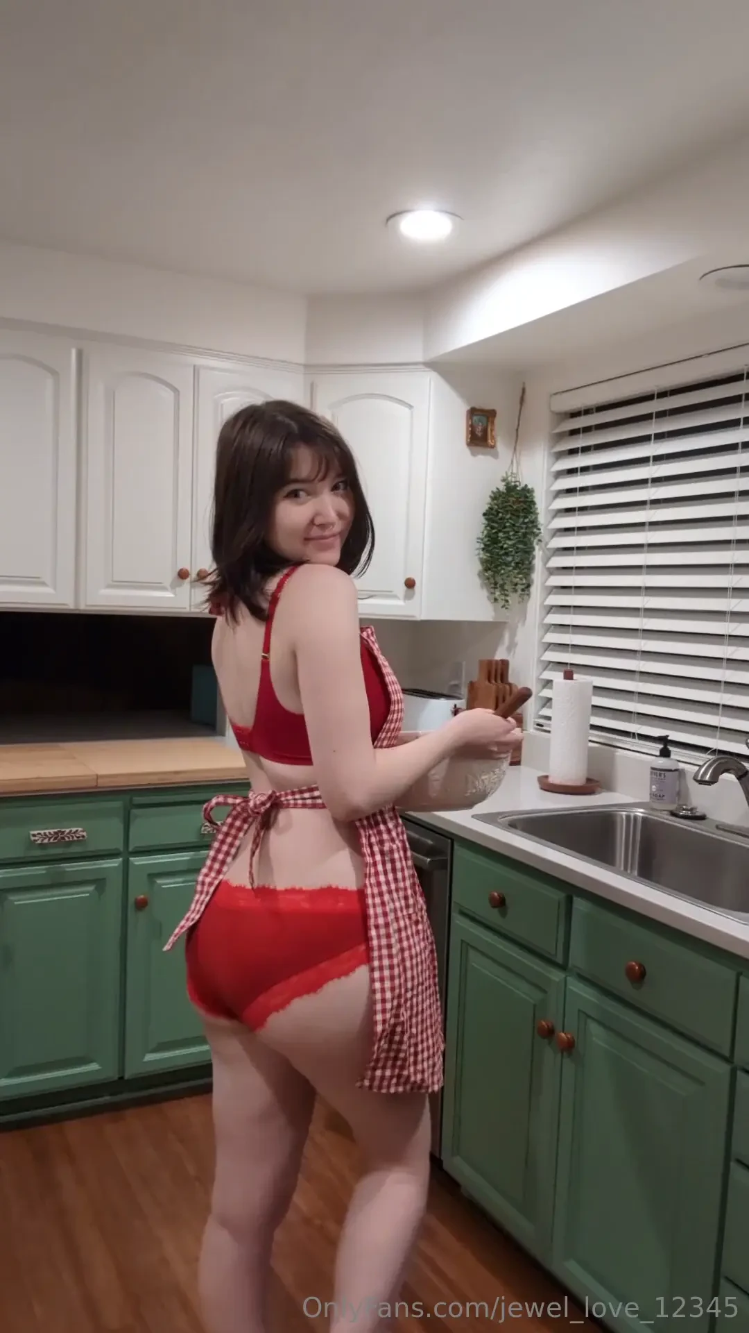 What do you think best cake in the kitchen 