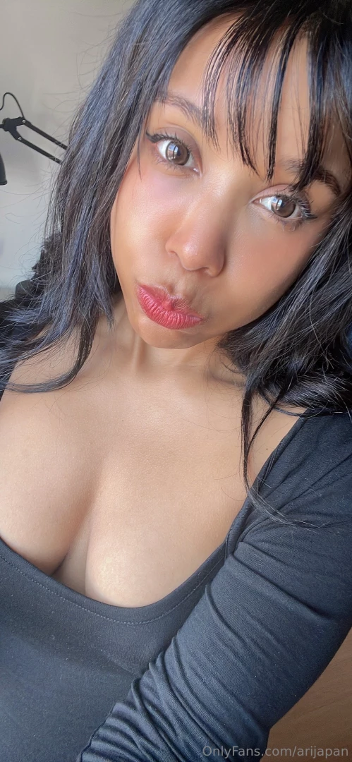 Do any guys still like nerdy girls 