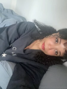 Feeling bored come give me some company in my dms