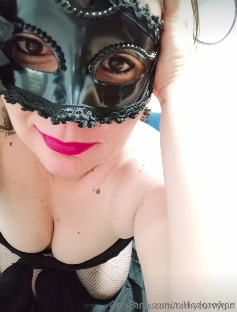 Advertising subscribe tathycurvygirl part 2 