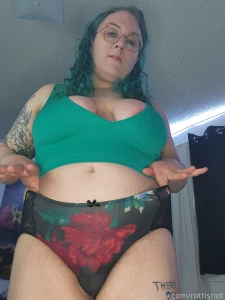 A few of my favorite recent nudes and lewds 3 part 5