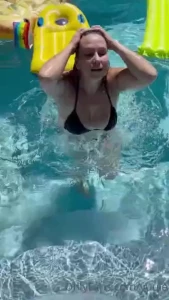 Blooper video