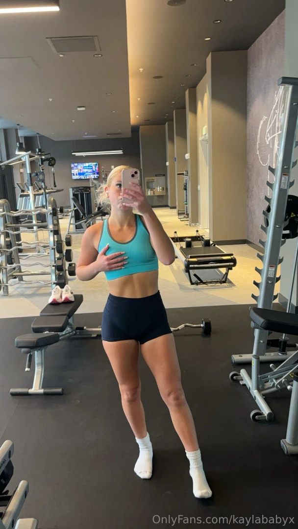 Ready to head to the gym with me 