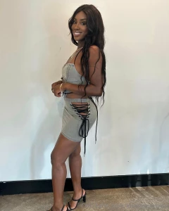 I love a 2 piece outfit and heels part 2