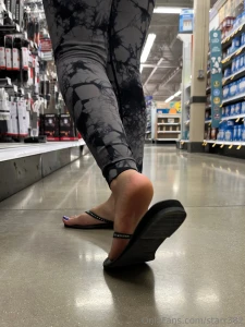 Public toesies part 32