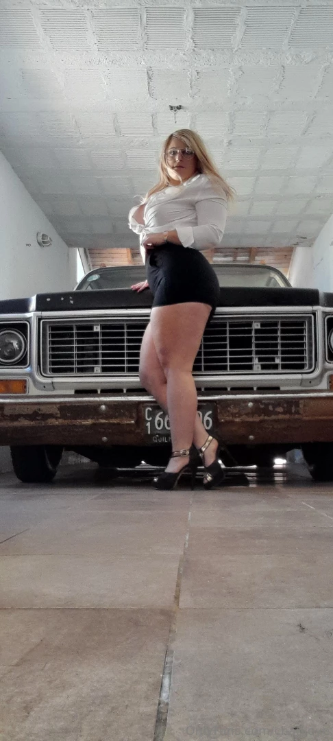 Should i be your secretary 