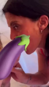New blowjob video blowjob video where i end up swallowing all the cum