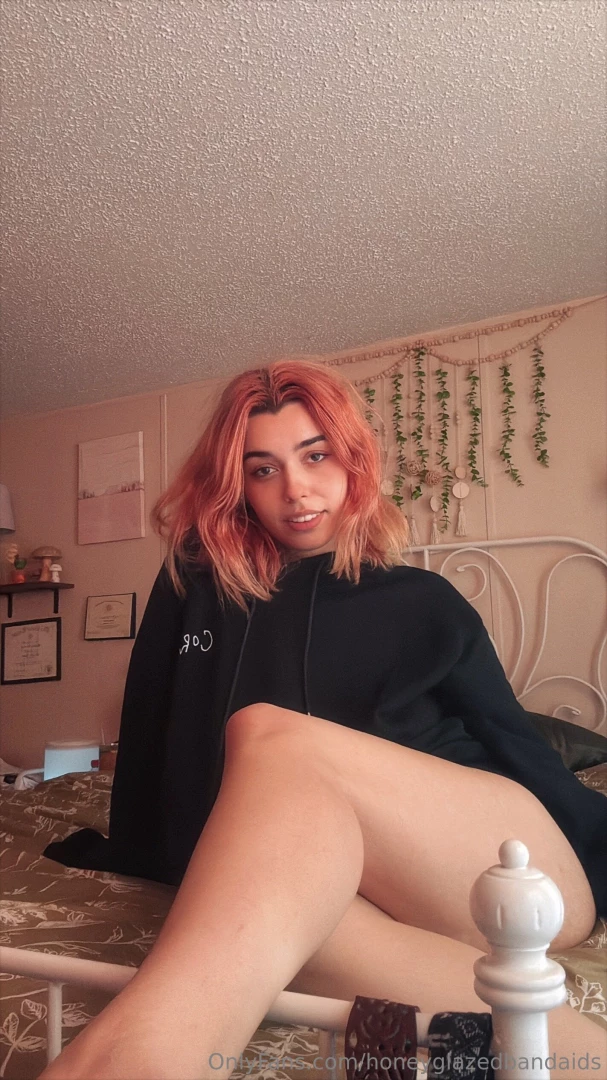 Last time you ll ever see this room cause i just moved into my town part 2 