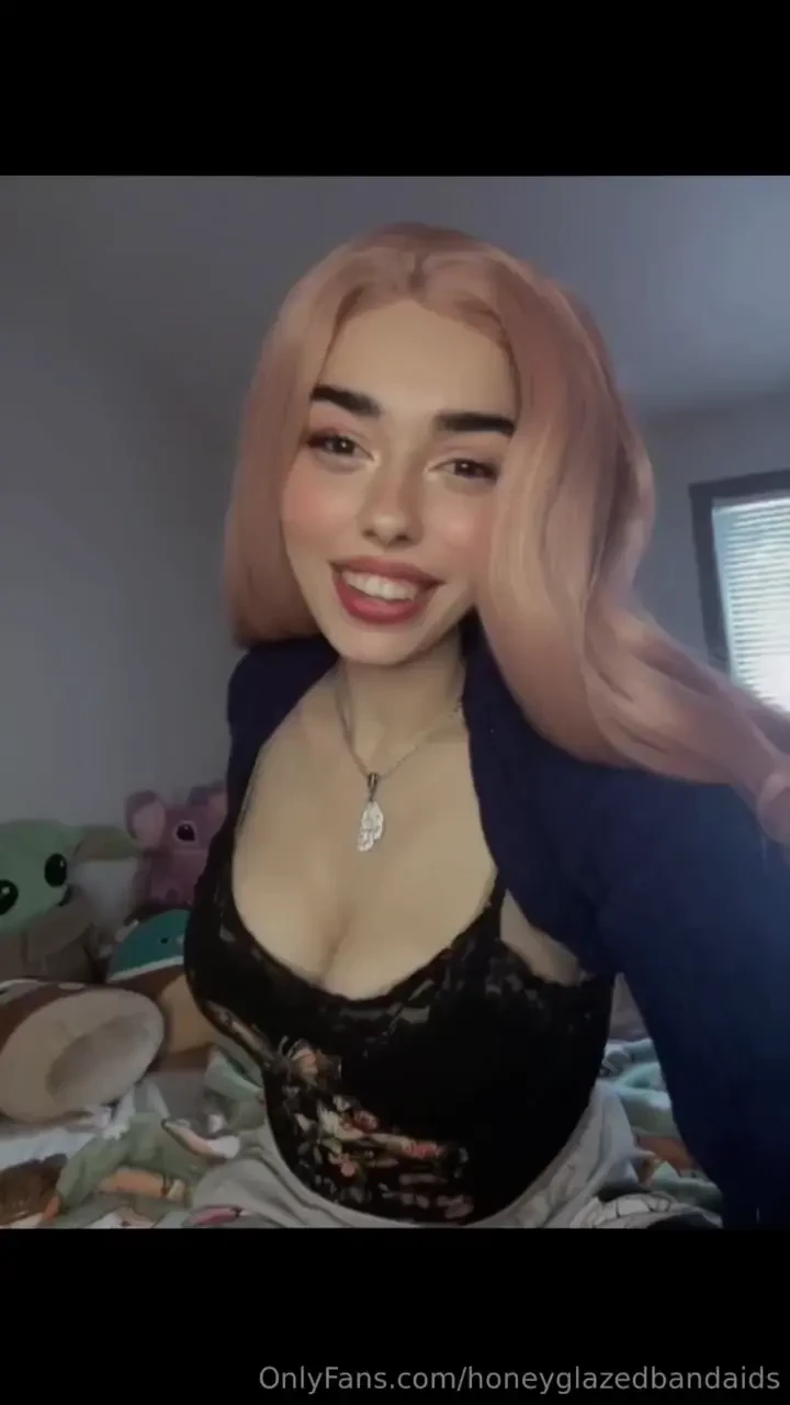 I feel like a lil barbie doll would you dress me up daddy part 6 