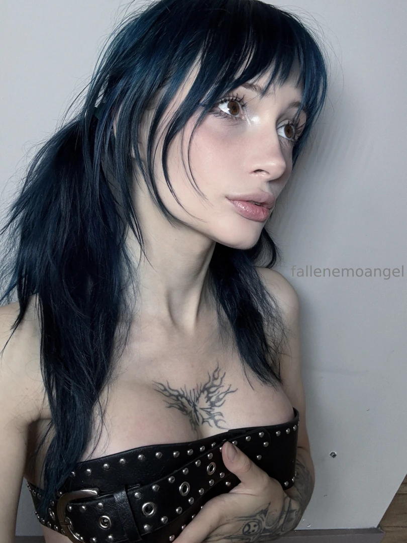 My new boobs post this is the first time i ve seen them lol im very 