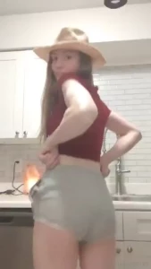 Bootbootybootybootybooty part 1