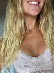 Je suis ton plus beau p ch viens succomber