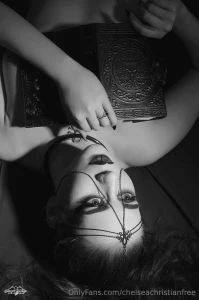 Some witchy vibes for spooky season