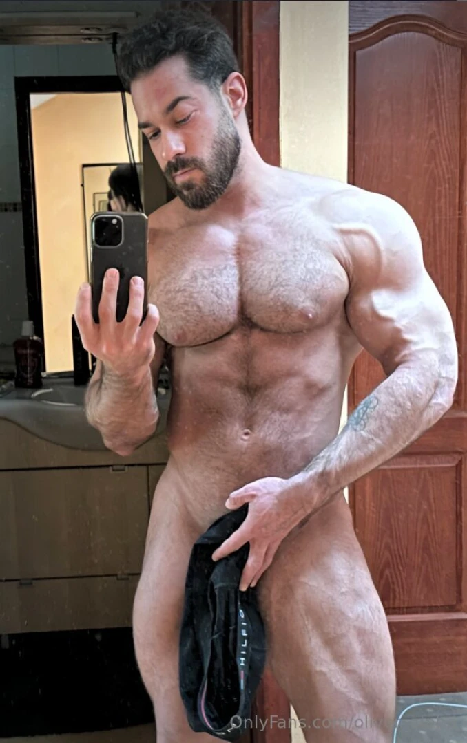 You like what you see just wait till you see more when i drop this 