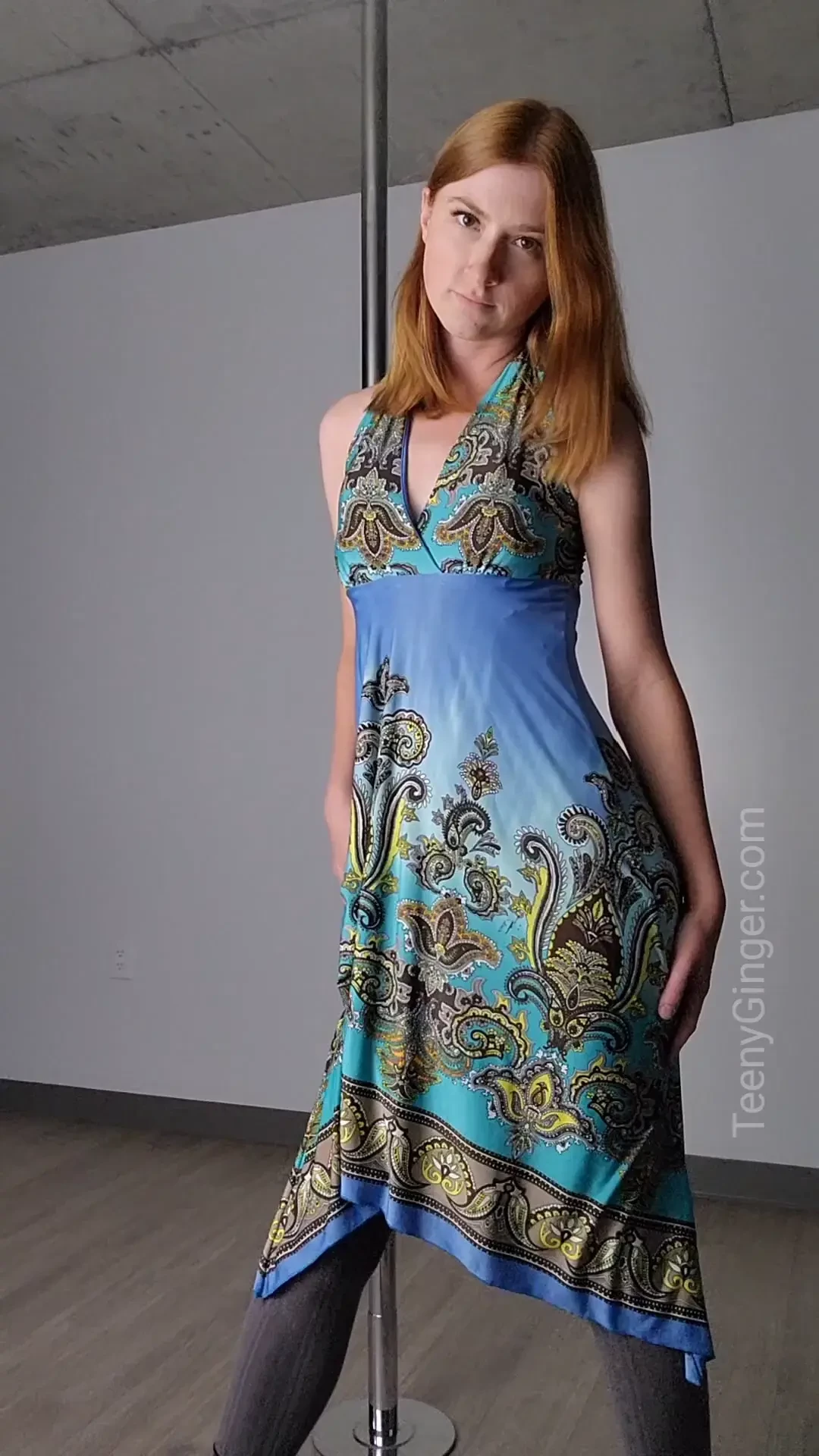 Song sunday climbing up the walls by radiohead 