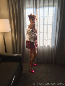 I mean who doesn t feel hot in a sexy school uniform part 1