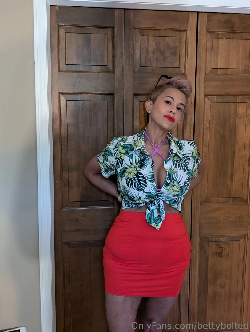 Holy fuck this week was such a drain fucking literally pool party and part 3 