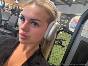 I look good with clothes on too