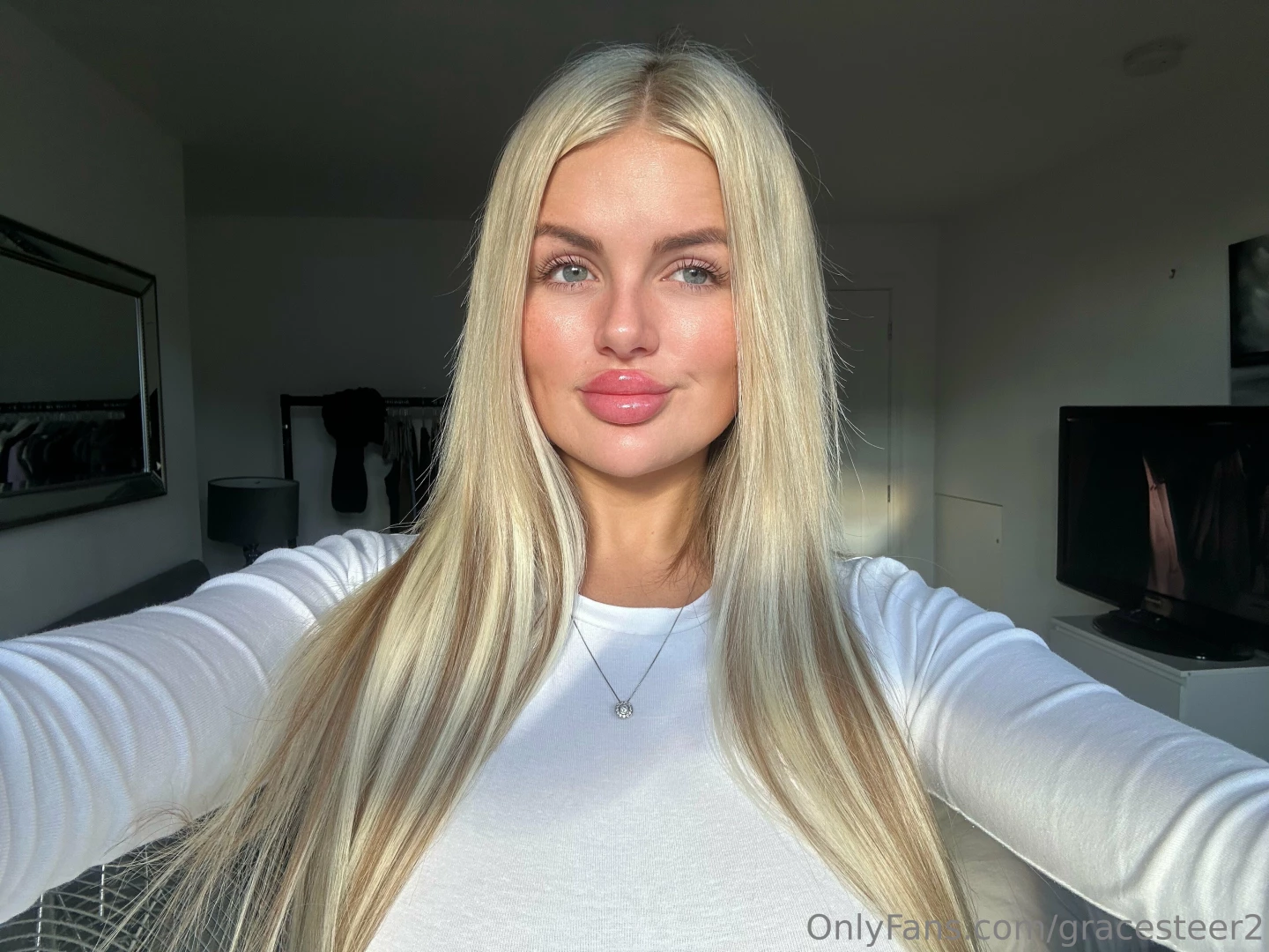 Did anyone ask for a curvy essex blonde for christmas 