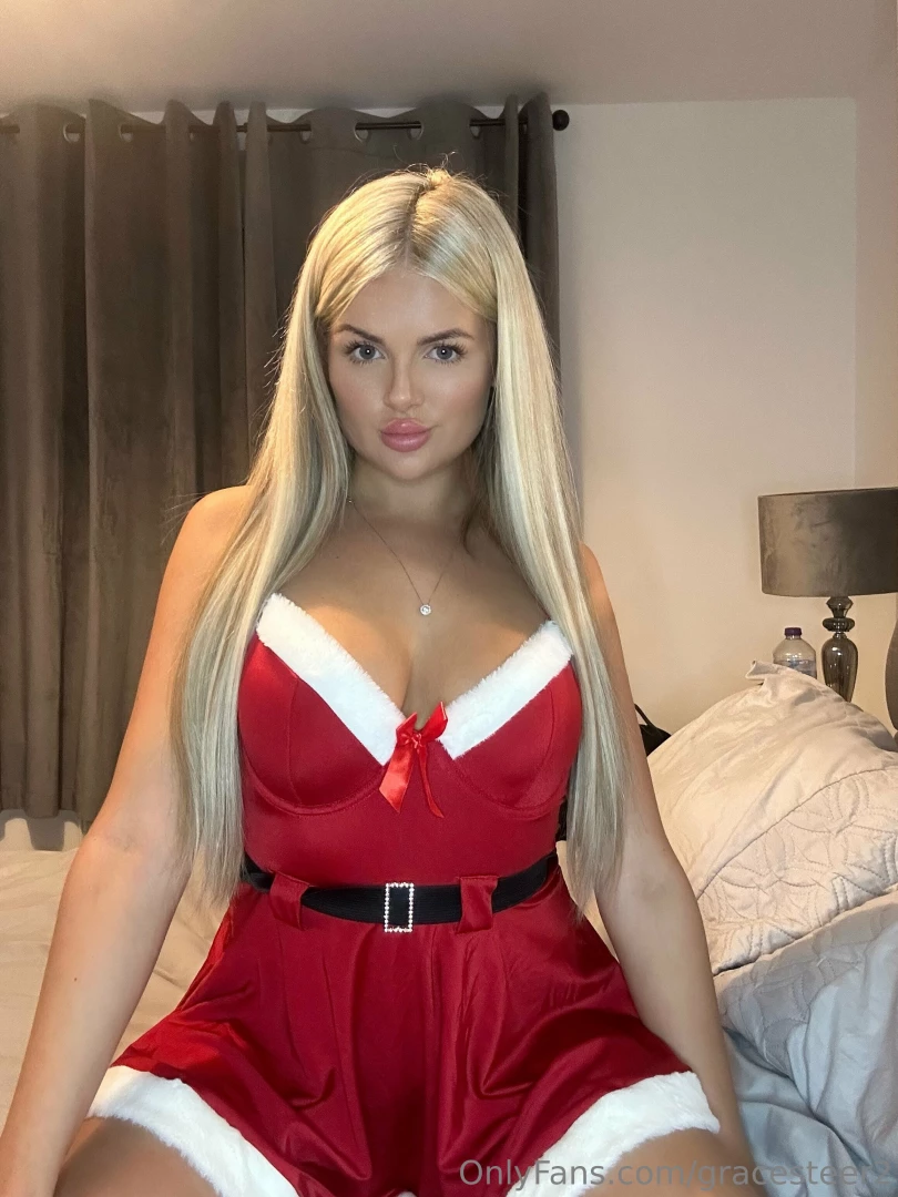 25 days of grace advent calendar 250 of content for 100 includes never 