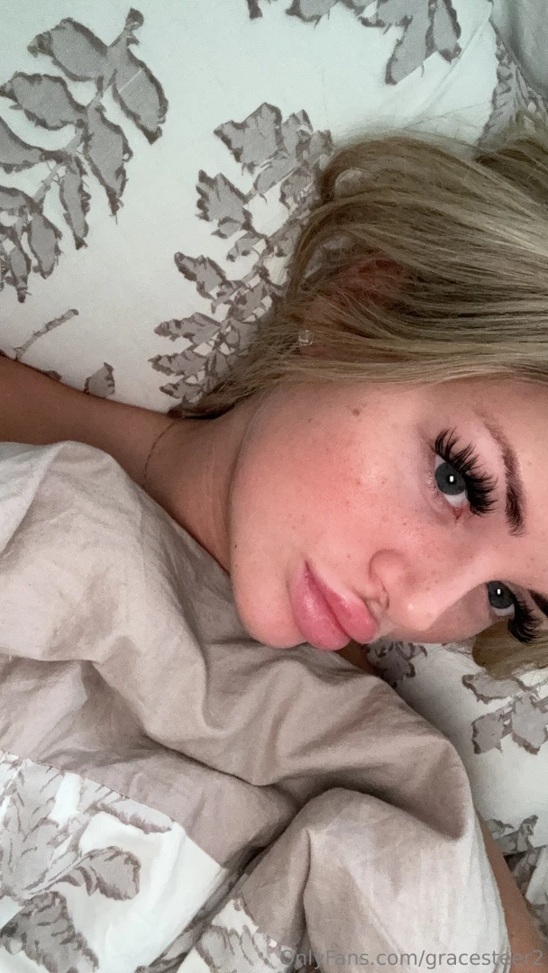 Want me to remove the blanket https onlyfans com gracesteer 